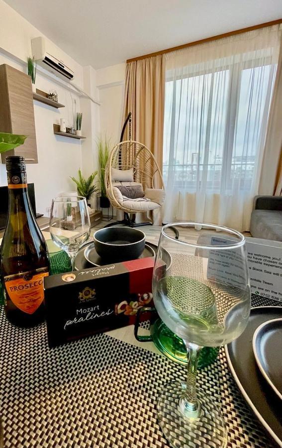 Aqua Vista Nuba - Vedere Top La Mare Si Lac - Apartament 2 Camere Summerland - Mamaia 马马亚 外观 照片